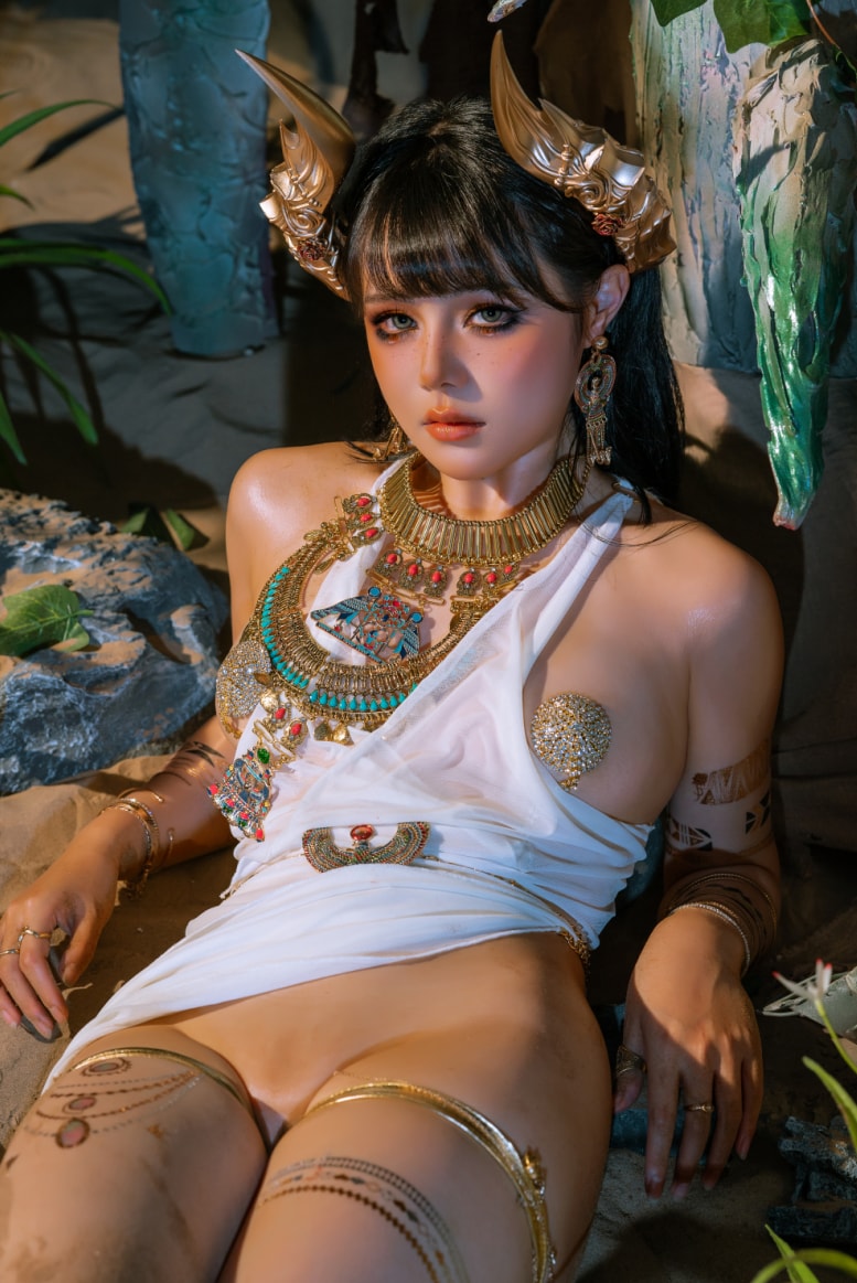 QQ20241225-112430-tuya