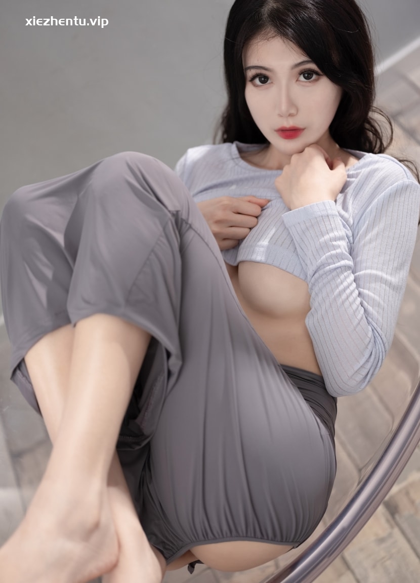 一米八的大梨子 – 尽情的迷上吧写真套图合集【持续更新中】