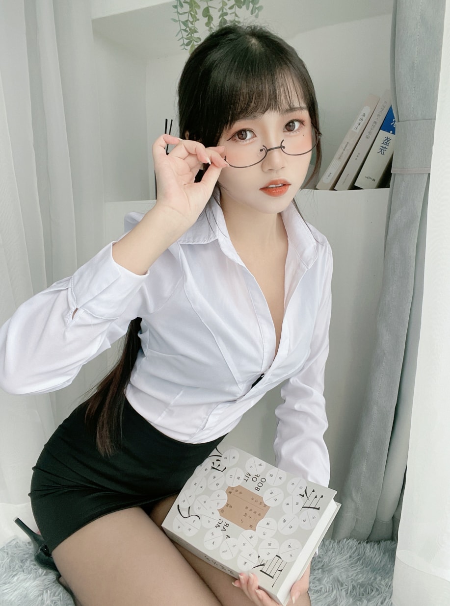 QQ20250814-085250-tuya