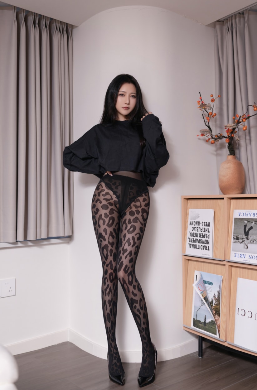 QQ20251111-100720-tuya