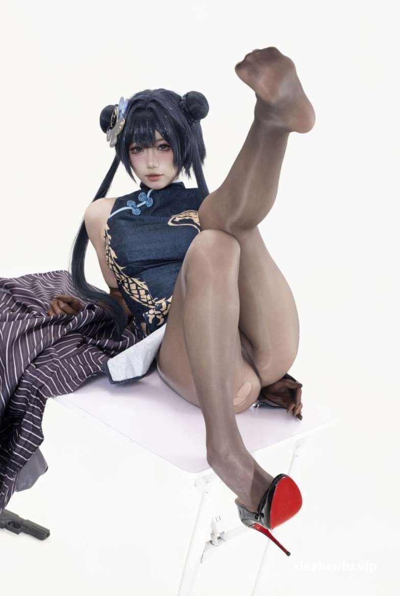 柒柒要乖哦 – NO.066 蔚蓝档案 妃咲原皮+兔女郎 [123P-556MB]