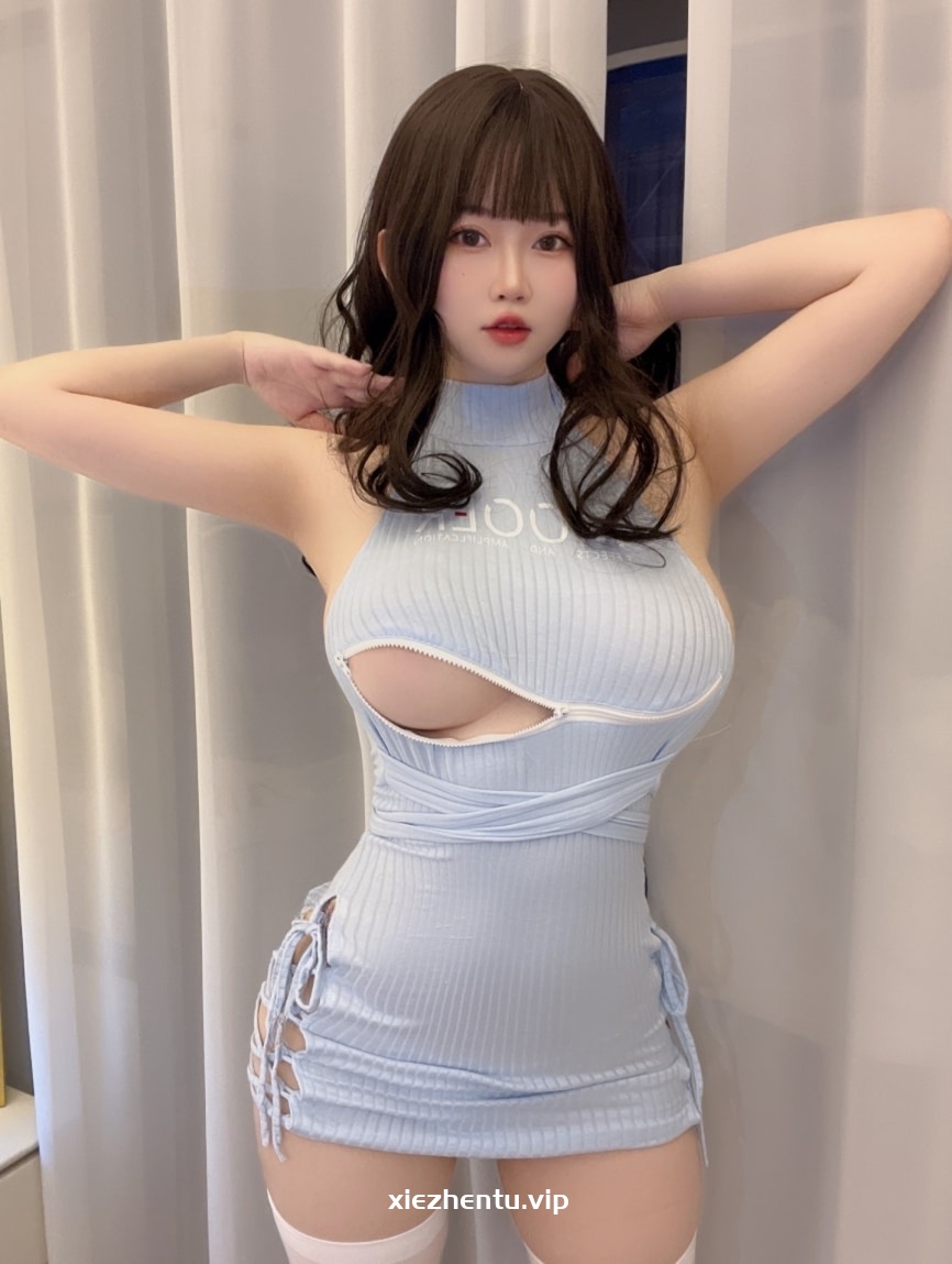 是依酱吖 – 丰满诱人写真作品套图合集【持续更新中】