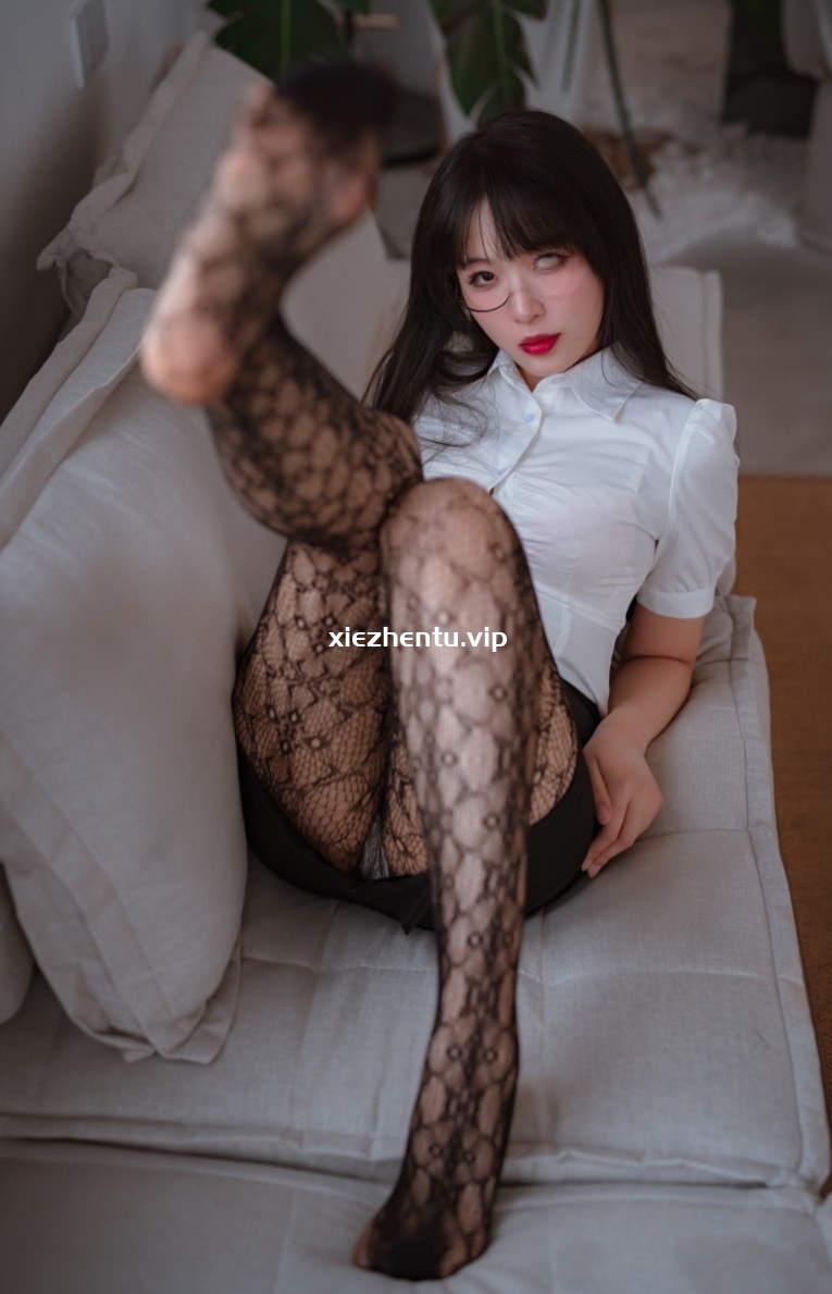 轩萧学姐 – 写真套图合集【持续更新中】