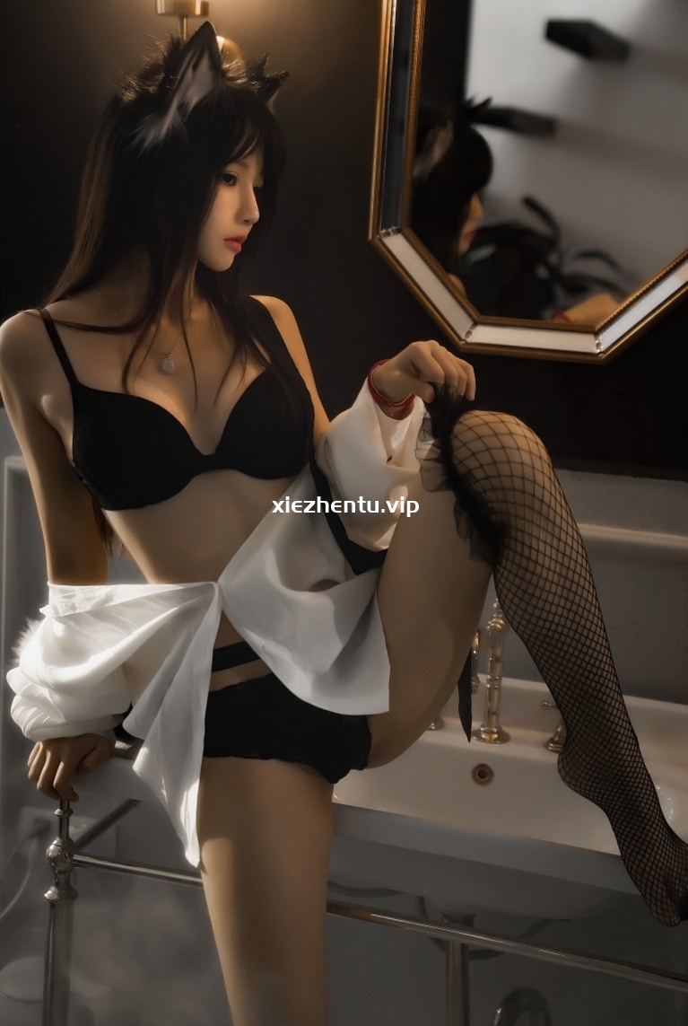 桜桃喵 – 娇小可爱少女【持续更新中】