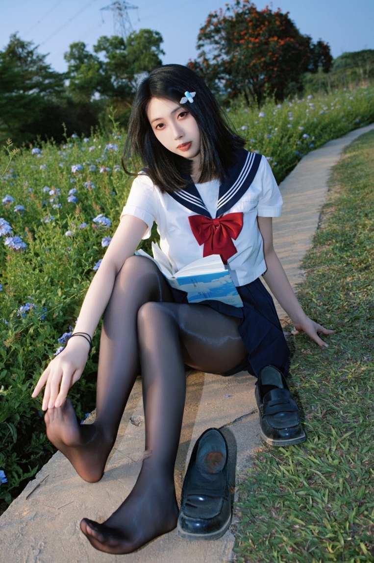 七只红豆 – 蓝花JK[39P-495MB]