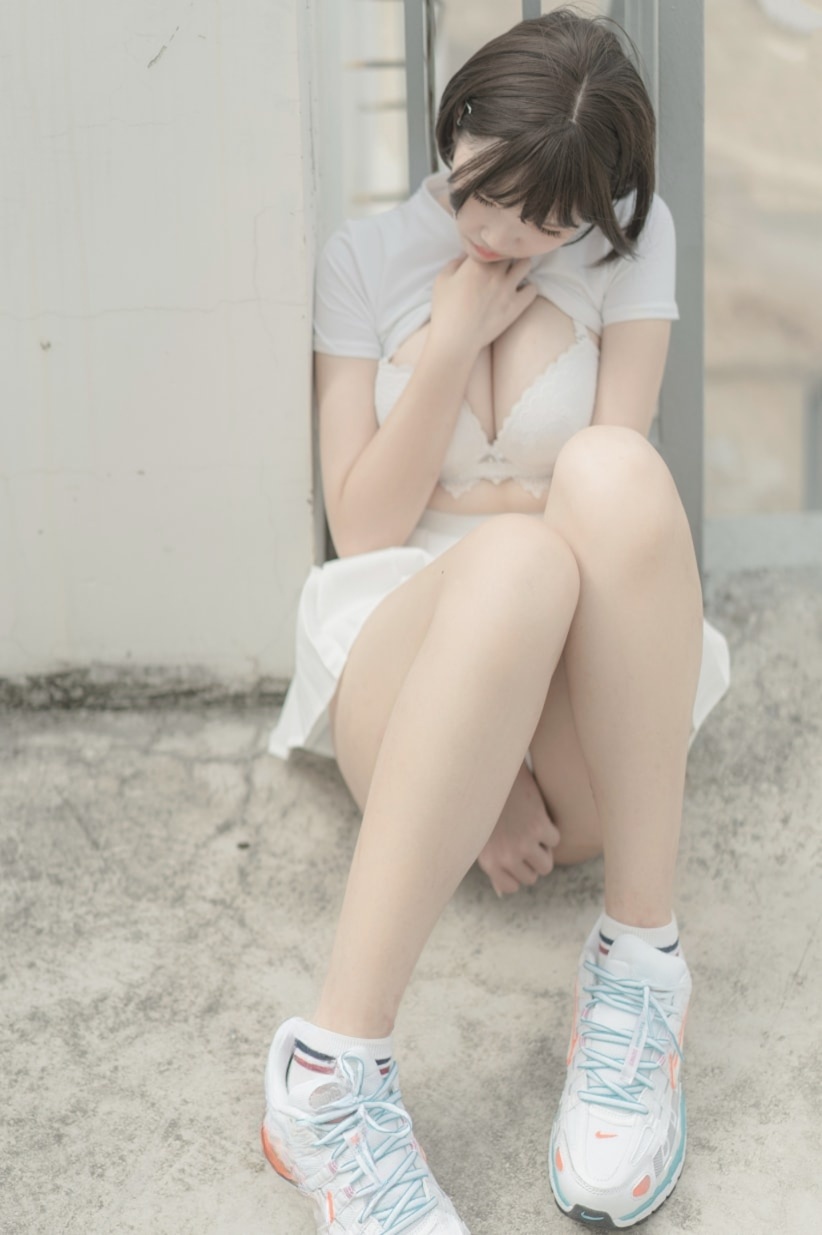 阿薰kaOri – 鬼马少女主持人套图合集【持续更新中】