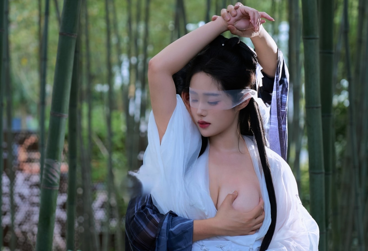 钛合金TiTi – 小龙女VS龙骑士[106P1V-688MB]