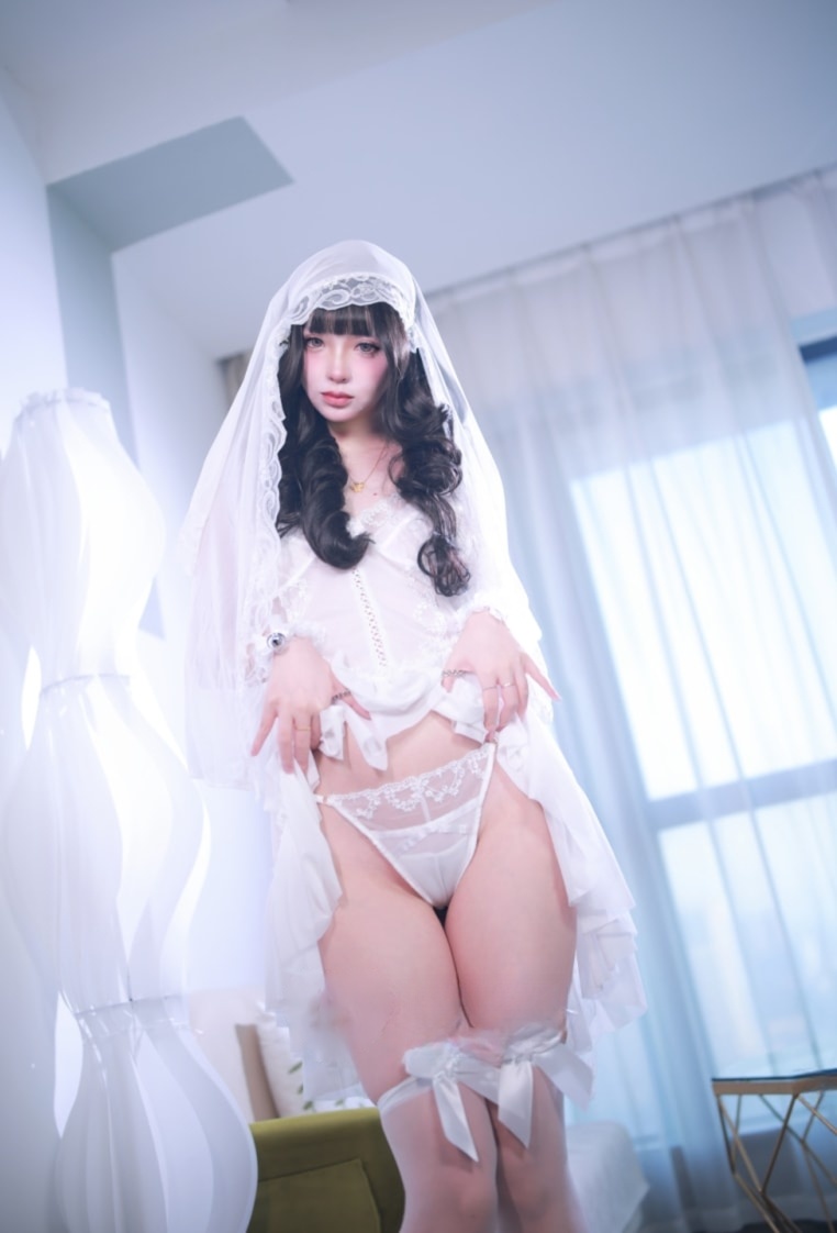 疯猫ss – NO.203 2025年12月会员订阅 捆绑婚纱[60P-646MB]
