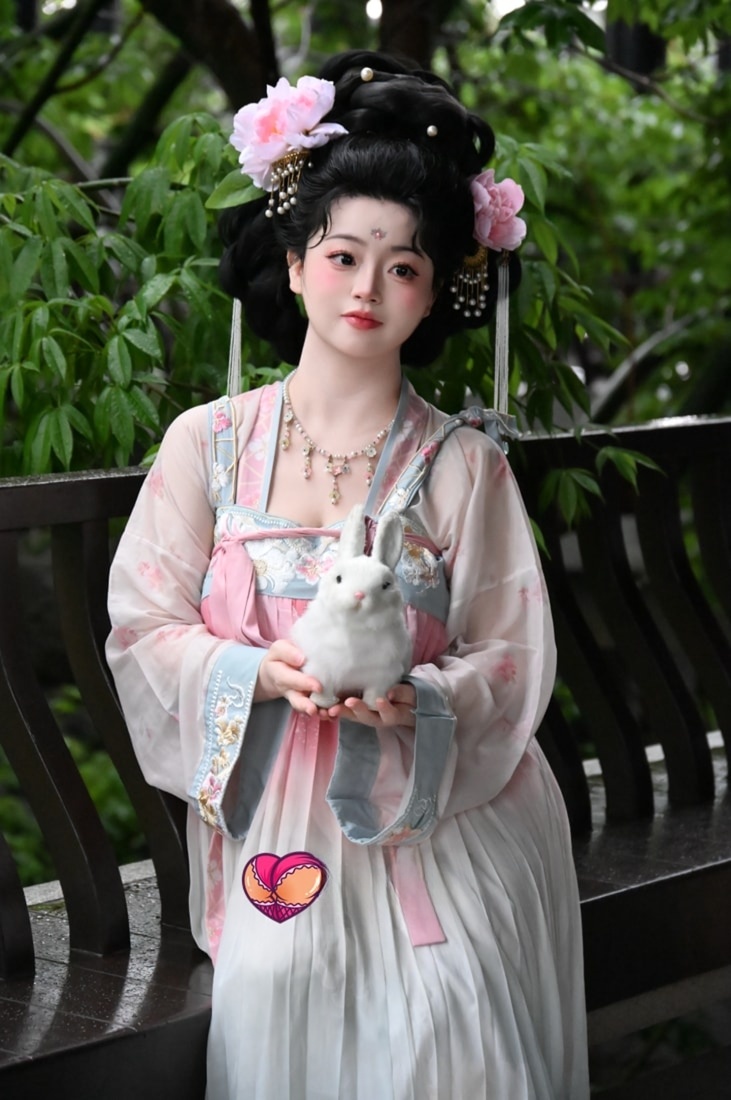 一只毛毛帽 – 2026年05月月票 [95P15V-943MB]