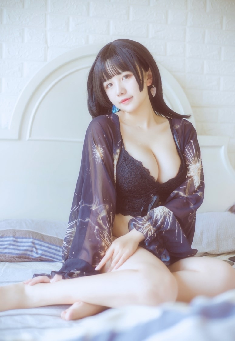 阿半今天很开心-写真套图合集【持续更新中】